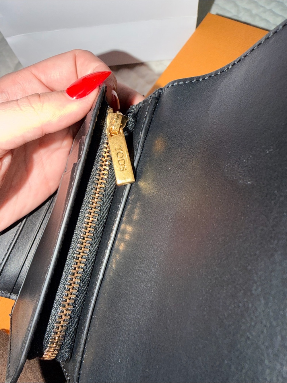 Tod's T Timeless Black Wallet - Picture 5 of 8